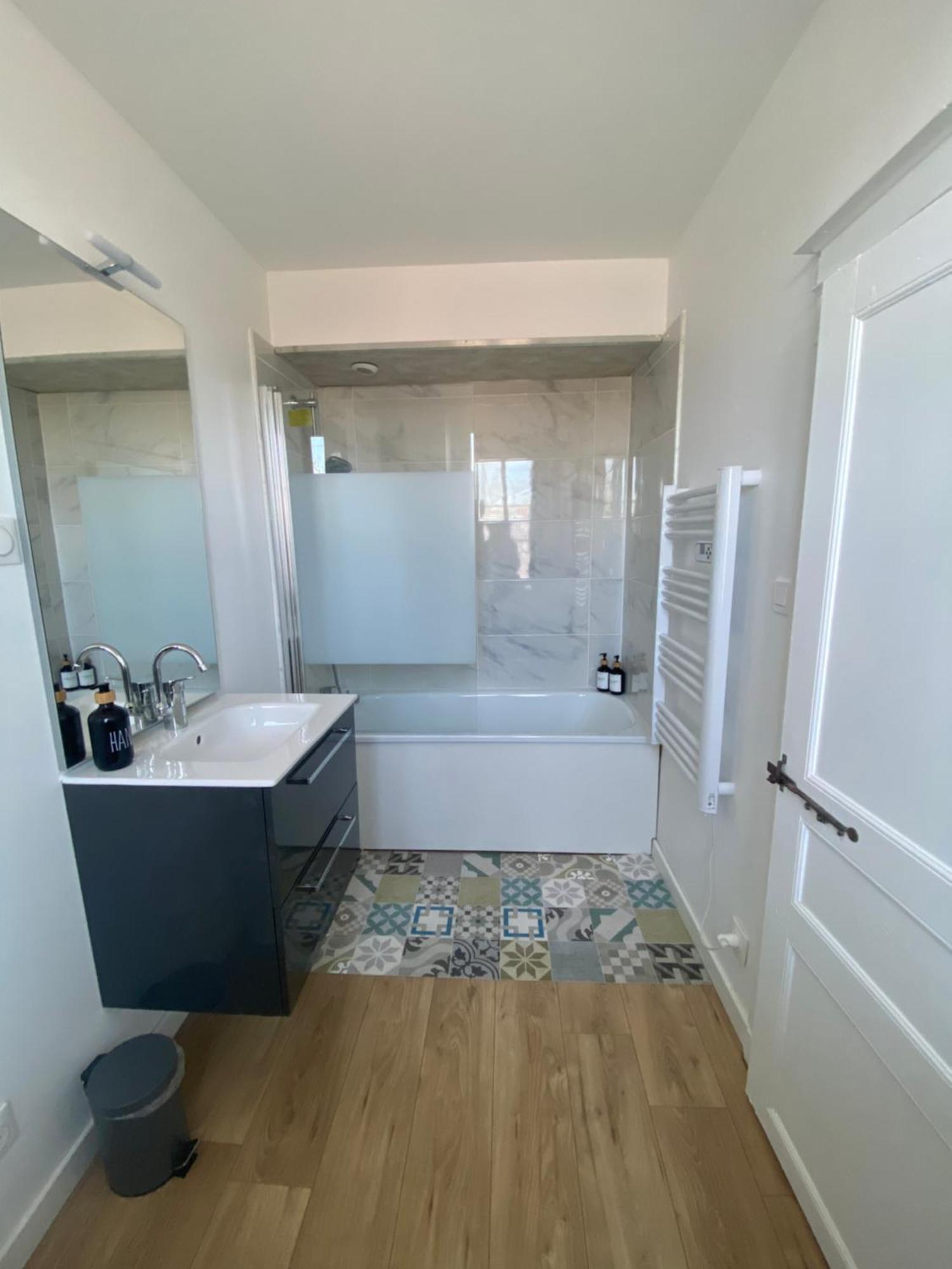 Beychac-et-Caillau Appartement Chaleureux 6 Pers מראה חיצוני תמונה
